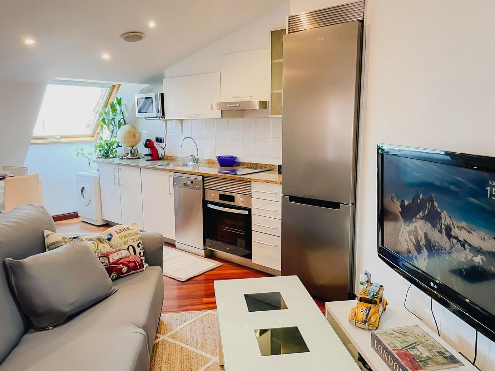 Apartamento Centro De Vigo, Garaje Y Vistas Ria Eksteriør bilde